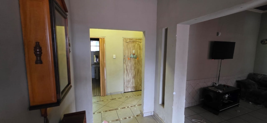 5 Bedroom Property for Sale in Elandia North West